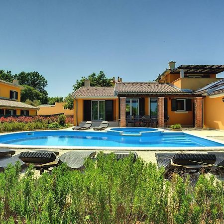 Villas Vea Histria Režanci Buitenkant foto