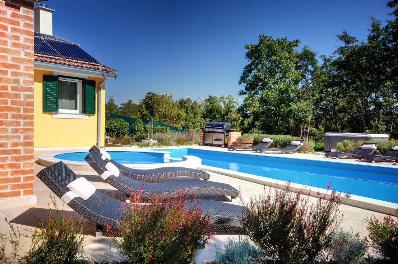 Villas Vea Histria Režanci Buitenkant foto