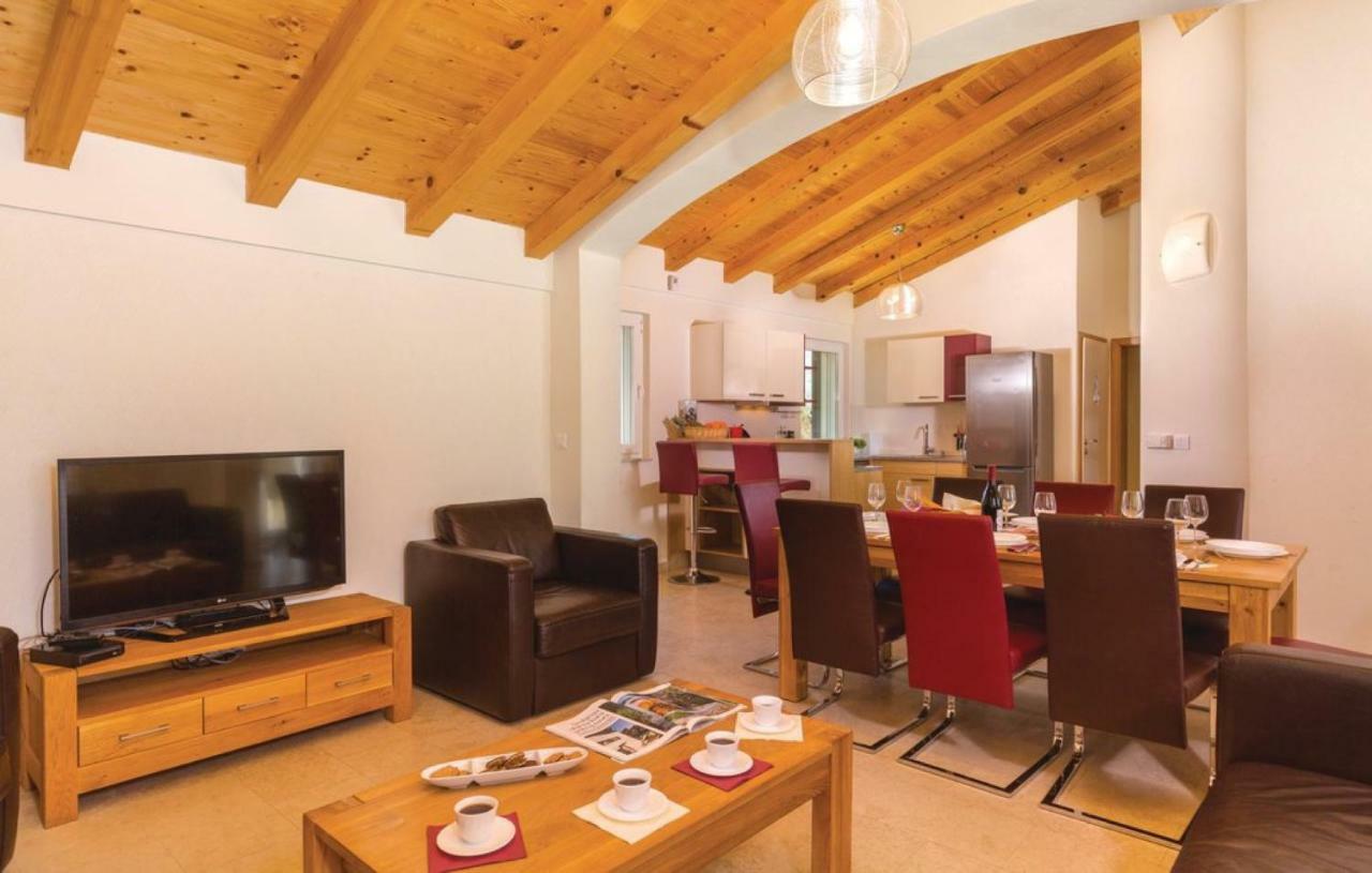 Villas Vea Histria Režanci Buitenkant foto
