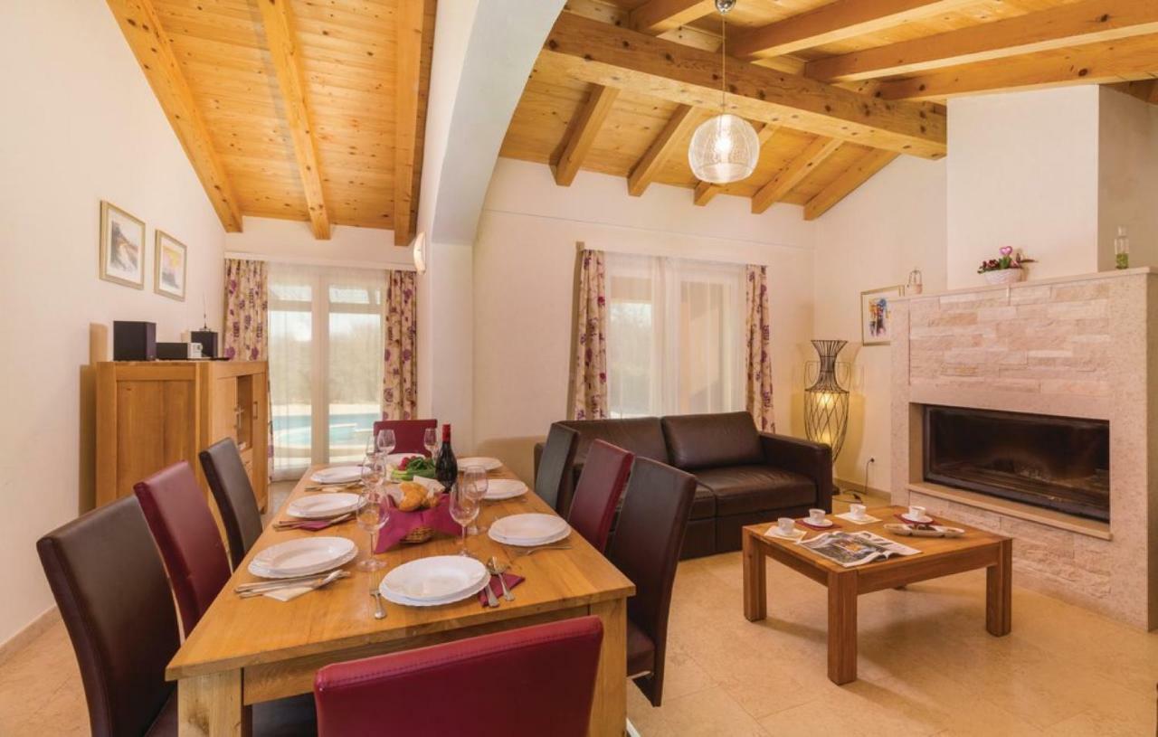 Villas Vea Histria Režanci Buitenkant foto