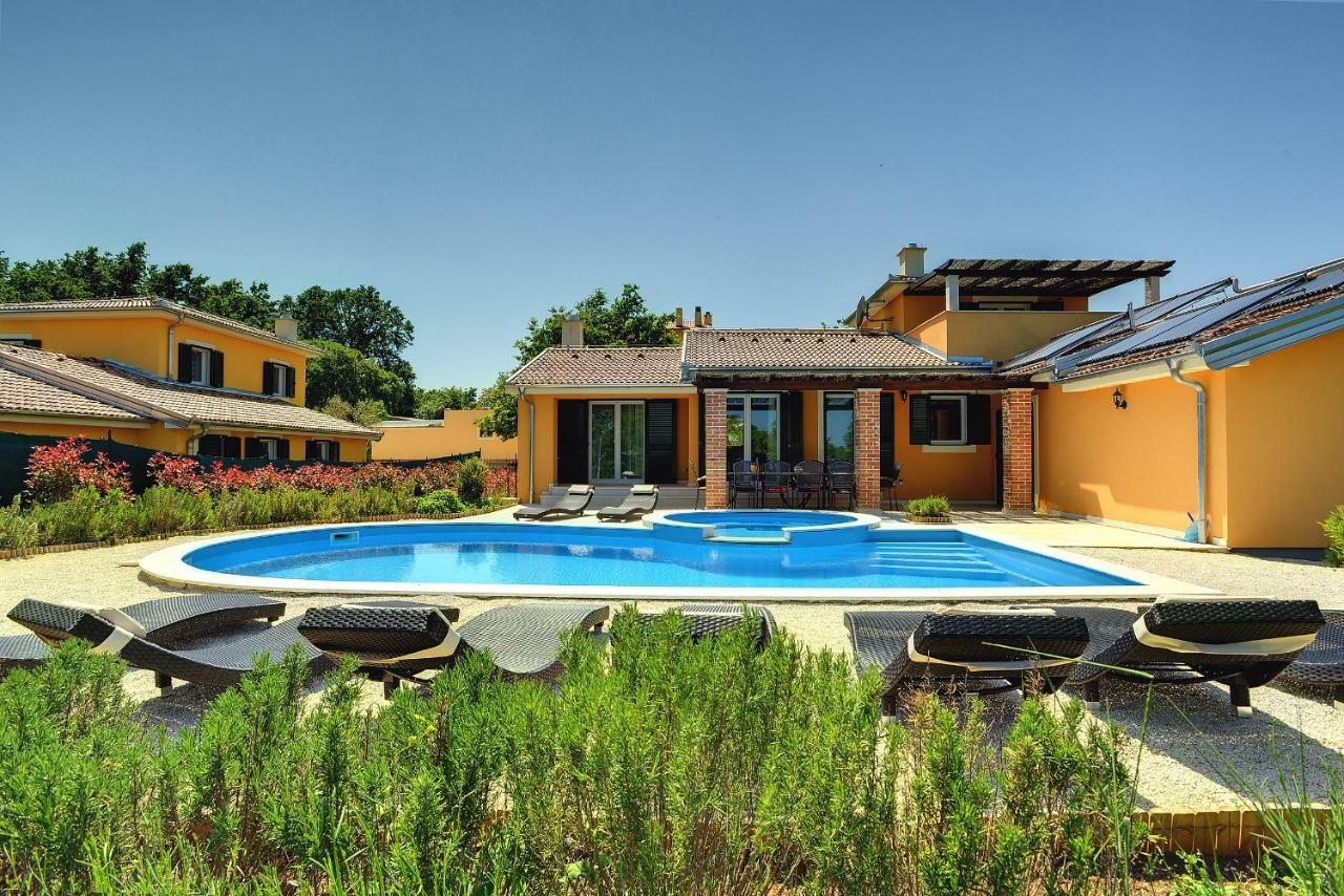 Villas Vea Histria Režanci Buitenkant foto