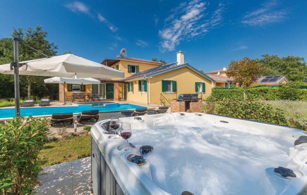 Villas Vea Histria Režanci Buitenkant foto